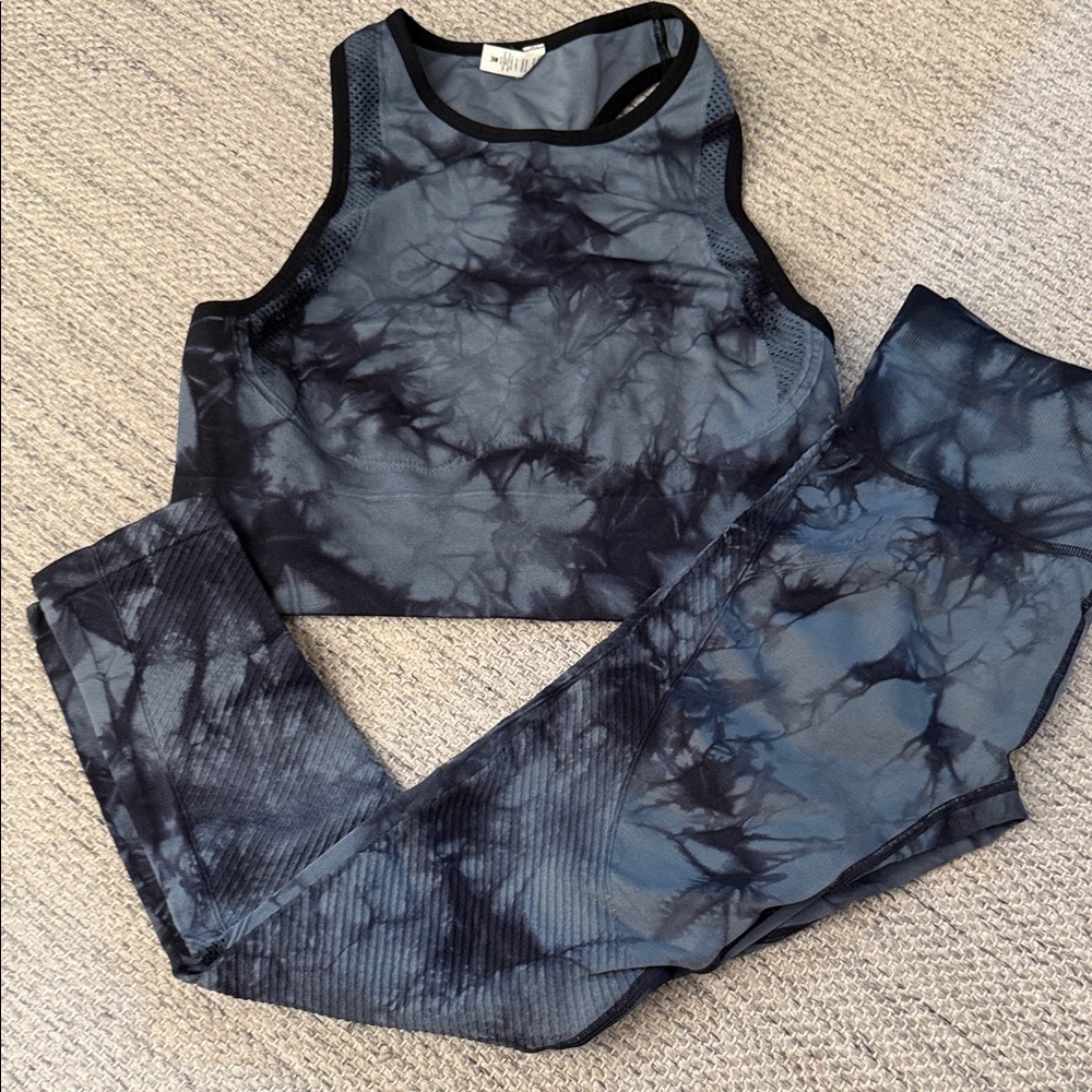 Soul Cycle Tie-Dye Activewear Set